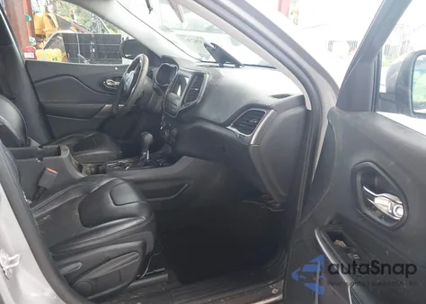 2019 Jeep Cherokee Latitude Plus Fwd from USA, damaged, VIN 1C4PJLLBXKD202026